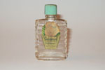Photo © Les-parfums.info le site Cheramy - Gardenia - Concentre Hauteur 5.2 cm Photo © Les-parfums.info le site Cheramy - Gardenia - Concentre Hauteur 5.2 cm