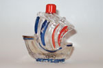 Photo © Les-parfums.info le site Divers - ?? - Flacon figuratif Bateau Hauteur 7 cm Photo © Les-parfums.info le site Divers - ?? - Flacon figuratif Bateau Hauteur 7 cm