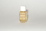 Photo © Les-parfums.info le site Givenchy - L'Interdit - 1 ml etiquette blanche Photo © Les-parfums.info le site Givenchy - L'Interdit - 1 ml etiquette blanche