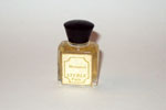 Photo © Les-parfums.info le site Sterlé - Monsieur - 2 ml hauteur 3.3 cm Photo © Les-parfums.info le site Sterlé - Monsieur - 2 ml hauteur 3.3 cm