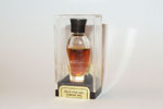 Photo © Les-parfums.info le site Corday - Toujours Moi - Eau de parfum 2 cc dans une boite plexi Photo © Les-parfums.info le site Corday - Toujours Moi - Eau de parfum 2 cc dans une boite plexi
