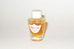 Photo © Les-parfums.info le site Corday - Bonsoir - Bouteille conique hauteur 3.7 cm Photo © Les-parfums.info le site Corday - Bonsoir - Bouteille conique hauteur 3.7 cm