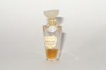 Photo © Les-parfums.info le site Millot - Insolent - Hauteur 4 cm Photo © Les-parfums.info le site Millot - Insolent - Hauteur 4 cm