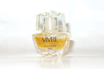 Photo © Les-parfums.info le site Molyneux - Vivre - Parfum Hauteur 3.4 cm Photo © Les-parfums.info le site Molyneux - Vivre - Parfum Hauteur 3.4 cm