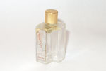 Photo © Les-parfums.info le site Cherigan - Jupons - Hauteur 4 cm Photo © Les-parfums.info le site Cherigan - Jupons - Hauteur 4 cm