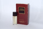 Photo © Les-parfums.info le site Lanvin - Monsieur Lanvin - Eau de toilette hauteur 4.3 cm Photo © Les-parfums.info le site Lanvin - Monsieur Lanvin - Eau de toilette hauteur 4.3 cm