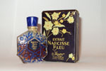Photo © Les-parfums.info le site Mury - Narcisse Bleu - Extrait Hauteur 5.5 cm Photo © Les-parfums.info le site Mury - Narcisse Bleu - Extrait Hauteur 5.5 cm