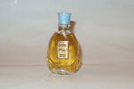 Photo © Les-parfums.info le site Mury - Chypre - Hauteur 6.7 cm Photo © Les-parfums.info le site Mury - Chypre - Hauteur 6.7 cm