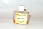 Photo&nbsp;&copy;&nbsp;Les-parfums.info le site Revillon - Revillon 4 - Parfum de toilette hauteur 4.2 cm