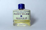 Photo © Les-parfums.info le site Sauzé - Point Bleu - Extrait de Lavande Véritable Bouchon bakélite bleu Hauteur 4 cm Photo © Les-parfums.info le site Sauzé - Point Bleu - Extrait de Lavande Véritable Bouchon bakélite bleu Hauteur 4 cm