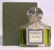 Photo © Les-parfums.info le site Guerlain - Jicky - Flacon du parfum bouchon quadrilobé  en verre 60 ml Factice