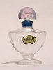 Photo © Les-parfums.info le site Guerlain - Shalimar - Flacon Chauve Souris  Ht 7.8 cm pied étroit Parfum 7.5 ml