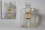 Photo © Les-parfums.info le site Guerlain - Shalimar - Flacon de Guerre 80 cm 3 bouchon émeri hauteur 10.2 cm