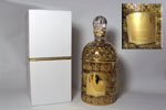 Photo&nbsp;&copy;&nbsp;Les-parfums.info le site Guerlain - Samsara - Flacon abeille doré 500 Ml scellé