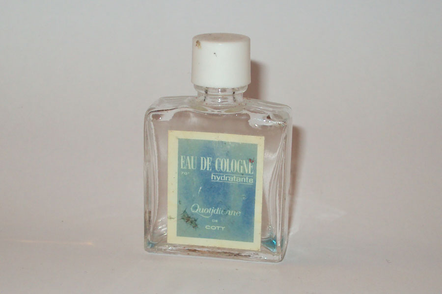 Miniature Eau de cologne Hydratante de Coty Hauteur 4.7 cm 
