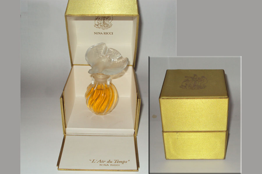 Flacon L'Air du Temps de Ricci Nina Flacon du parfum Lalique 1 colombes Hauteur 9 cm  