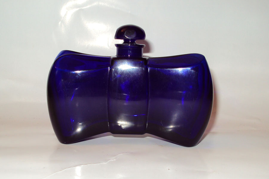 Flacon Noeud Bleu de Baccarat Flacon Baccarat utilisé parGuerlain pour le parfum coq d'or 