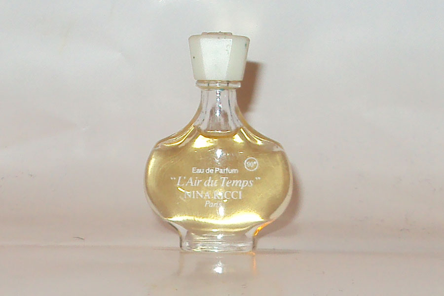 Miniature L'Air du Temps de Ricci Nina Eau de parfum bouchon blanc siglé NR en relief 