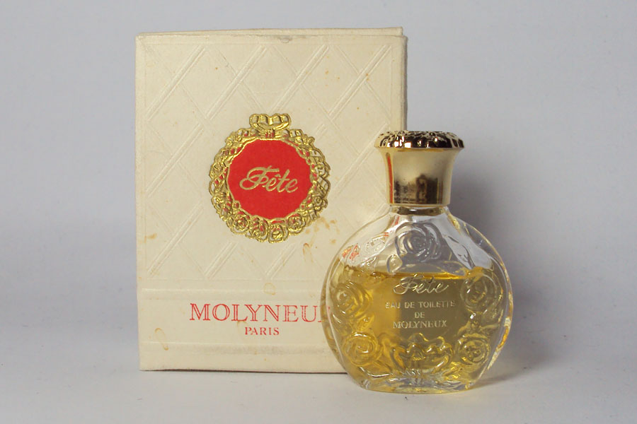 Miniature Fête de Molyneud Eau de toilette étiquette sérigraphié bouchon plastique doré hauteur 4.3 cm  