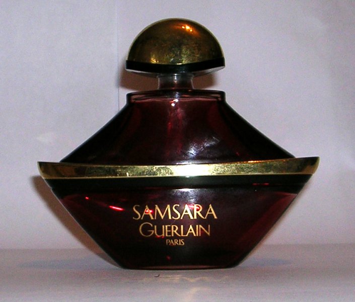 Flacon Samsara de Guerlain Flacon du parfum hauteur 8.6 cm capacité a definir 