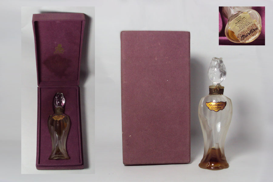 Flacon Shalimar de Guerlain Flacon type Amphore 1955 bouchon tulipe en verre hauteur 11.5 cm drapé givré 15 ml 