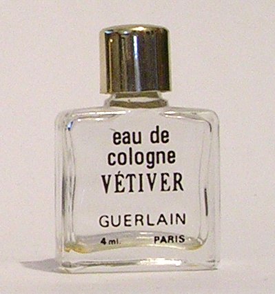 miniature Vetiver de Guerlain Bouchon doré 4 ml eau de cologne mod 1980 