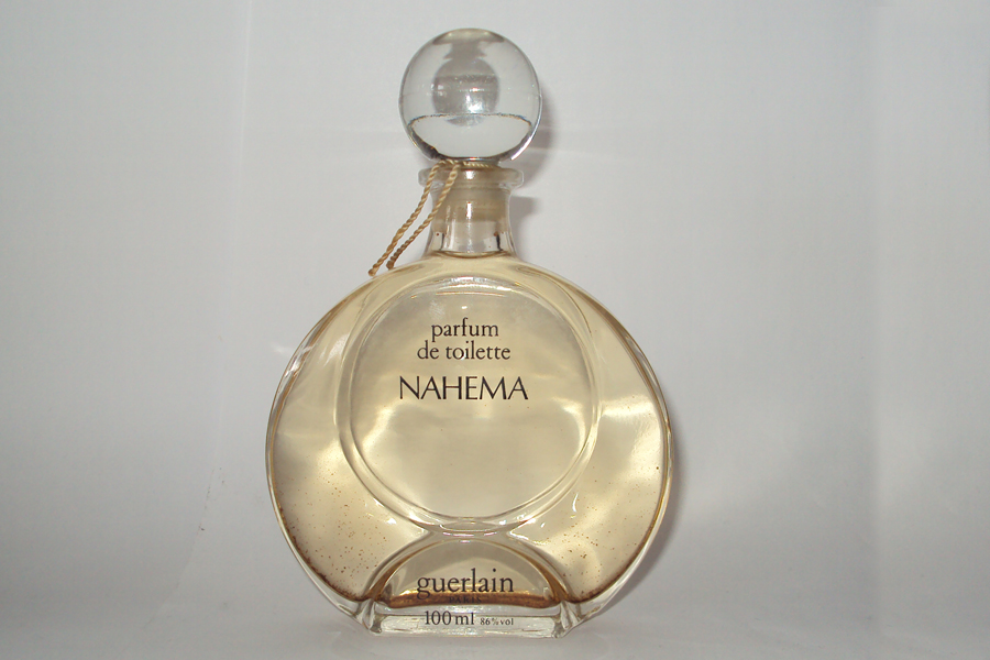 Flacon Nahema de Guerlain Parfum de toilette 100 ml 