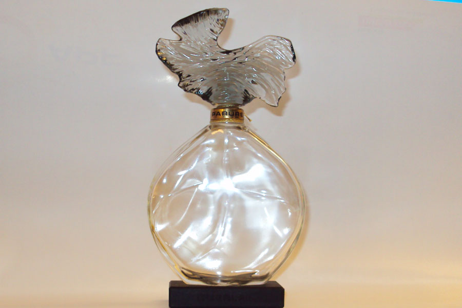 Flacon Parure de Guerlain Flacon du parfum 60 ml hauteur 17 cm  