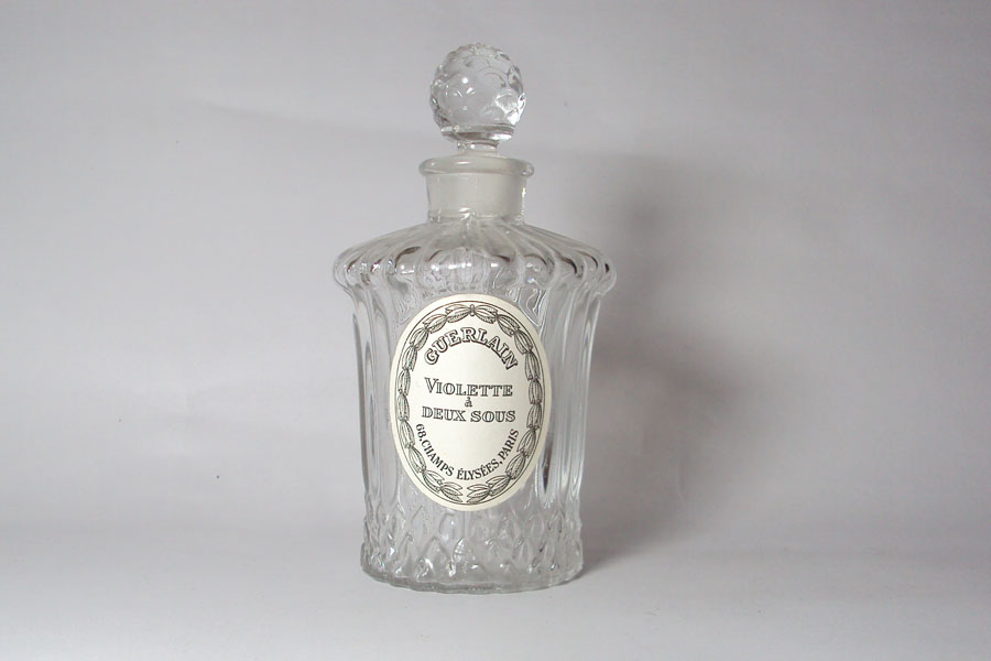 Flacon Violette à deux sous de Guerlain Flacon Louis XVI Hauteur 10,4 cm Bouchon émeri 