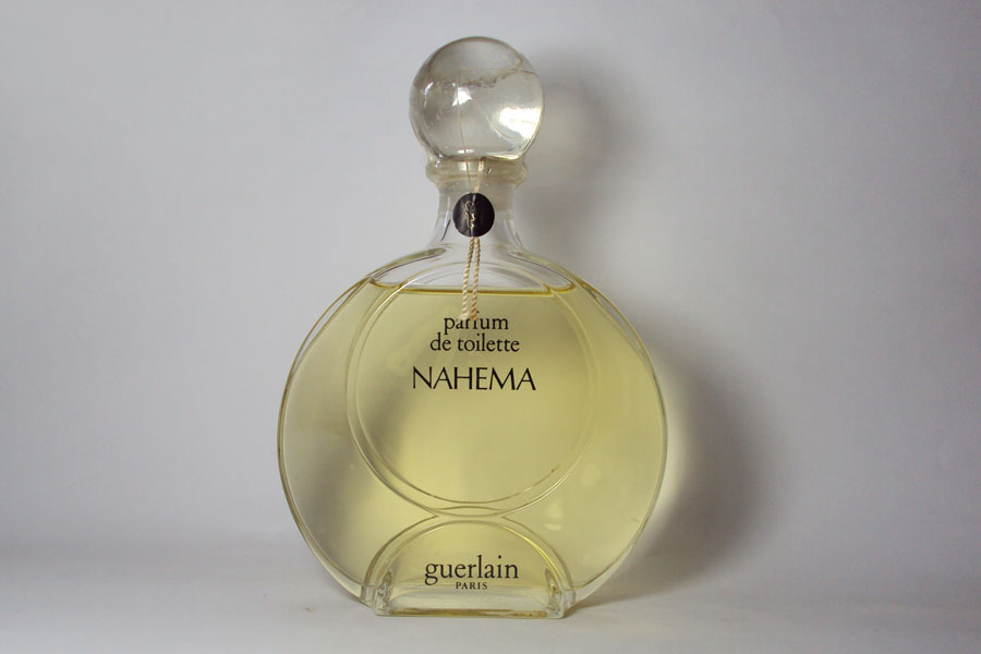 Flacon Nahéma de Guerlain Flacon parfum de toilette 18,8 cm  250 ml scellé  
