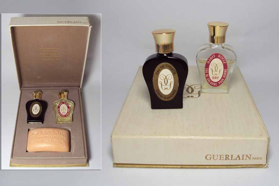 Photo © Habit Rouge Dry et Chant D'Arôme - Coffret de 2 lyres 7.5 ml et son savon édité pour la sortie du parfum Habit rouge Dry en 1969 avec l’inscription 