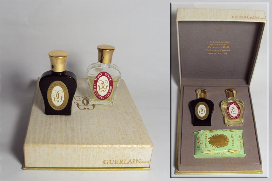 Photo © Chamade et Habit Rouge - Coffret de 2 lyres 7.5 ml et son savon édité pour la sortie du parfum Habit rouge en 1969 avec l’inscription 