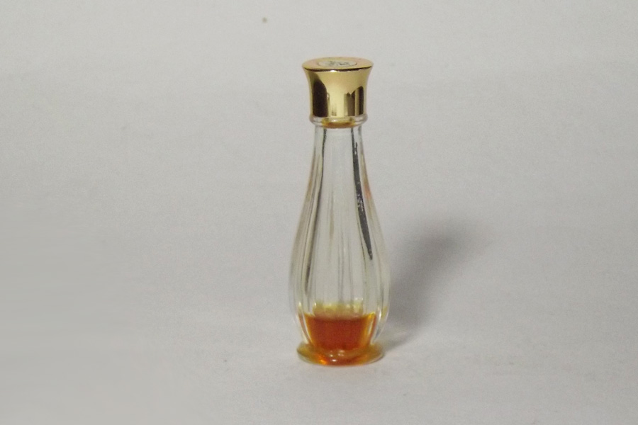 Photo&nbsp;&copy;&nbsp;Carnet de Bal - Hauteur 5.8 cm 